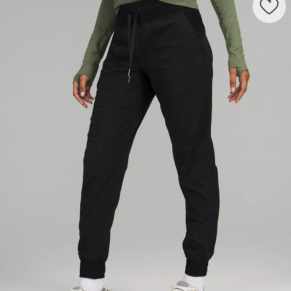 Lululemon dance jogger